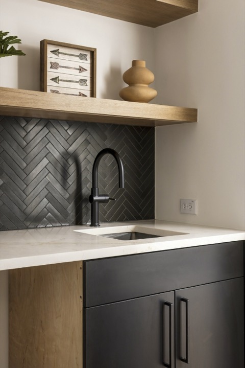 Wet Bar Detail