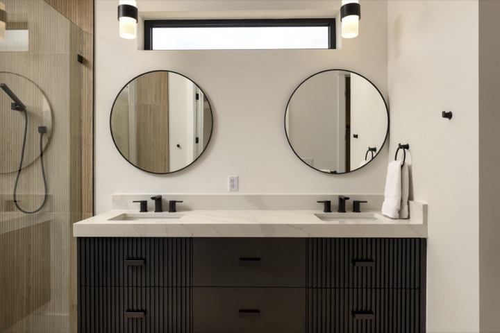 Primary Bath, Double Vanity