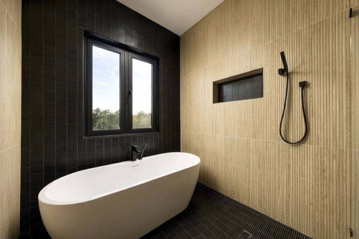 Primary Bath, Soaking Tub