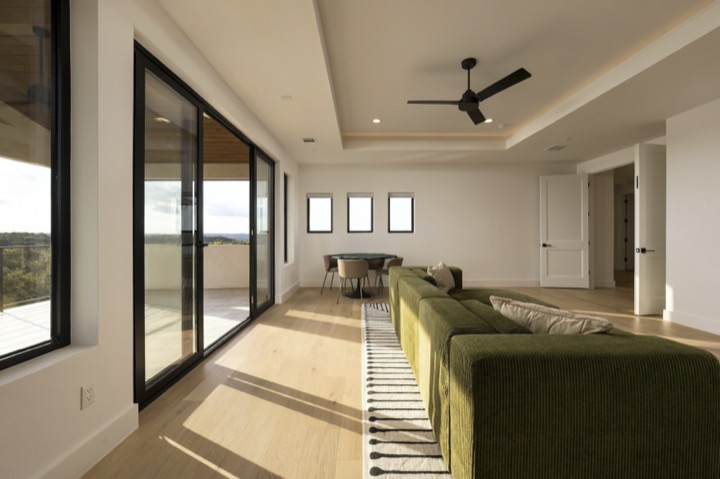 Game Room to the Balcony