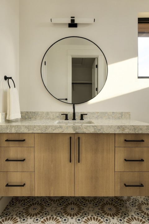 Bath 4, Vanity Detail